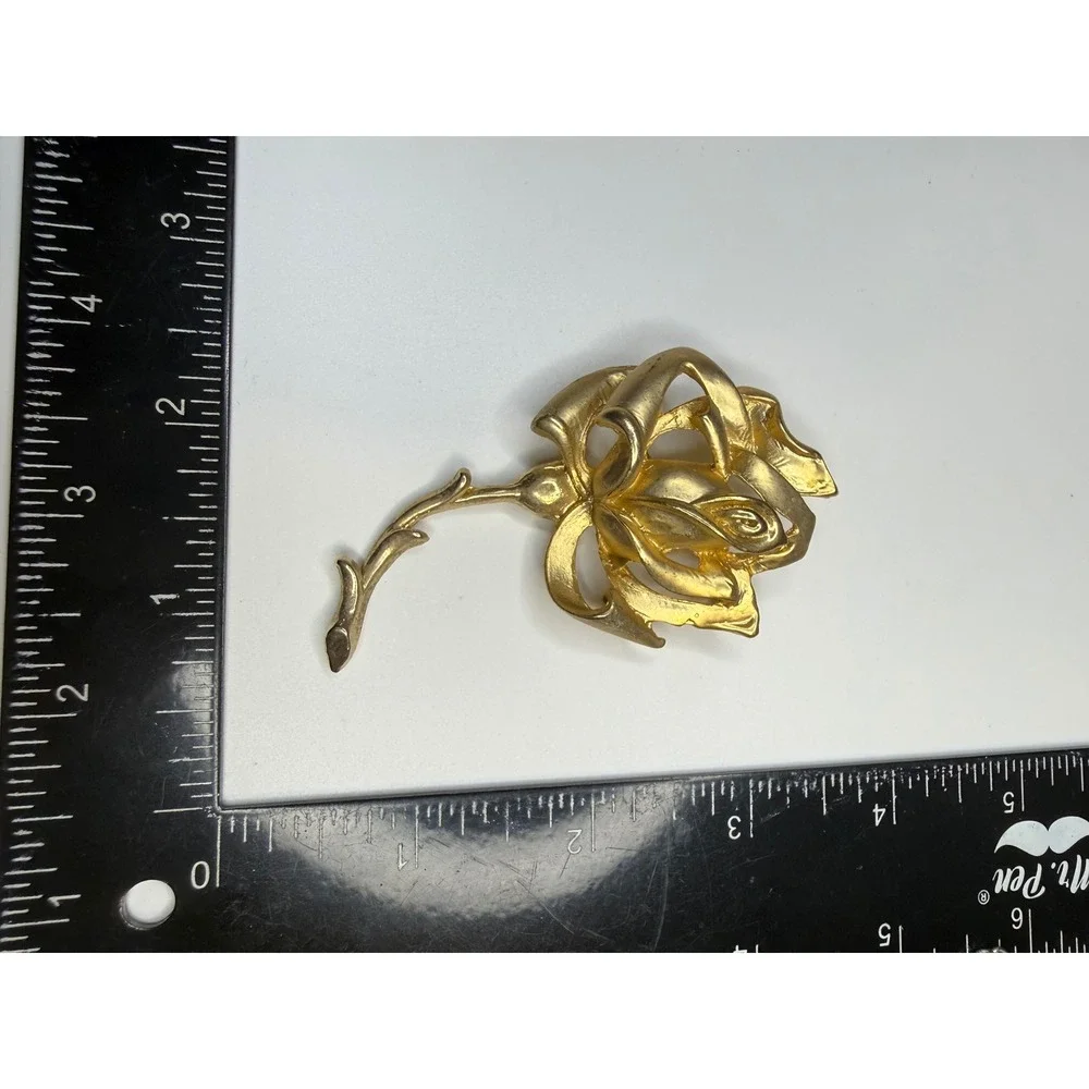 Gold Tone Rose Brooch Floral Pin Sculptural Botanical Jewelry 2.75 Inch